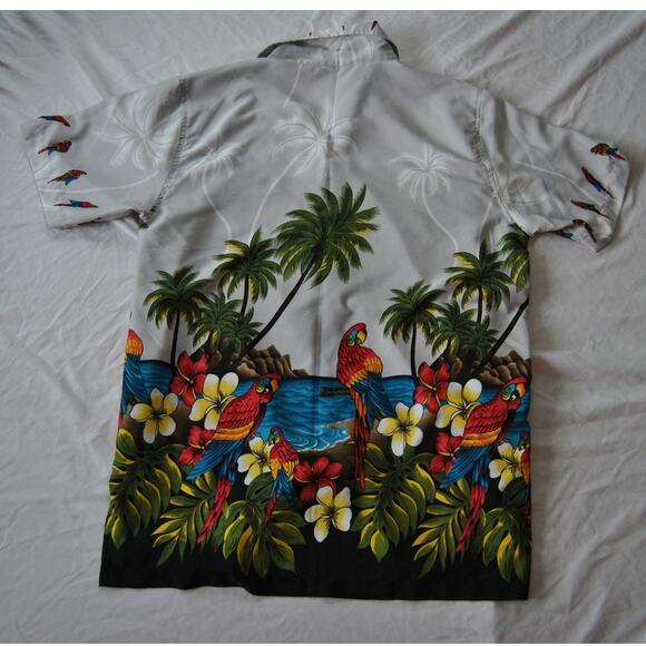 St Kitts Tropical Bird Hawaiian Button Down Shirt - Picture 2 of 9